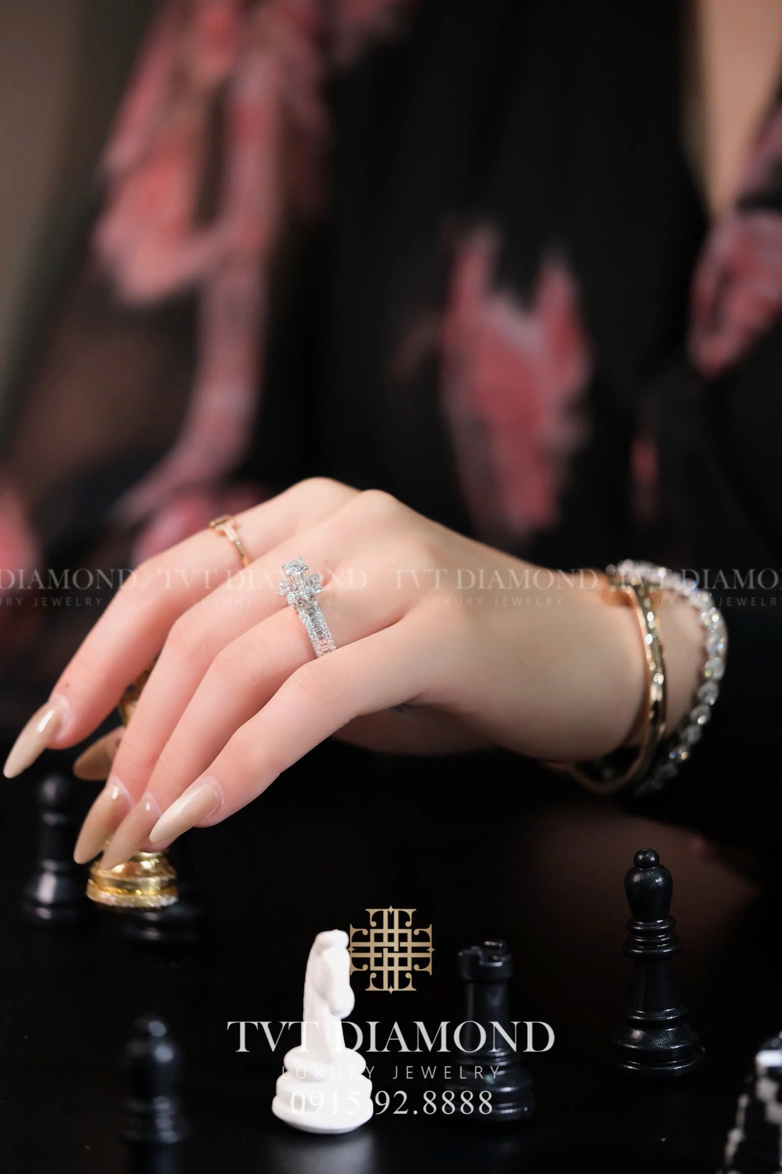 Nhẫn cưới bị xước phải làm sao? Cách khắc phục đơn giản và hiệu quả