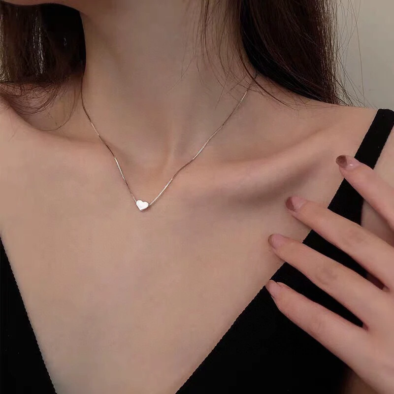 Vì sao nên chọn dây chuyền kim cương? Top 5 mặt dây chuyền kim cương giúp bạn nổi bật